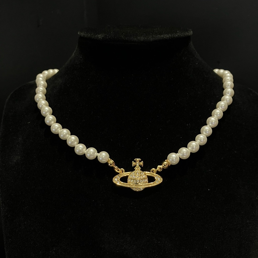 Vivienne Westwood Bas Relief Choker Gold